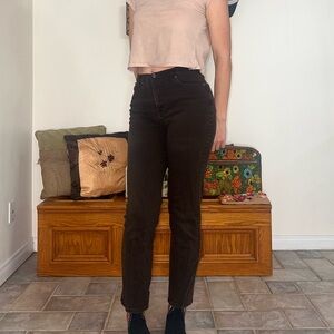 Gloria Vanderbilt “Amanda” fit brown denim high-waisted straight-leg jeans